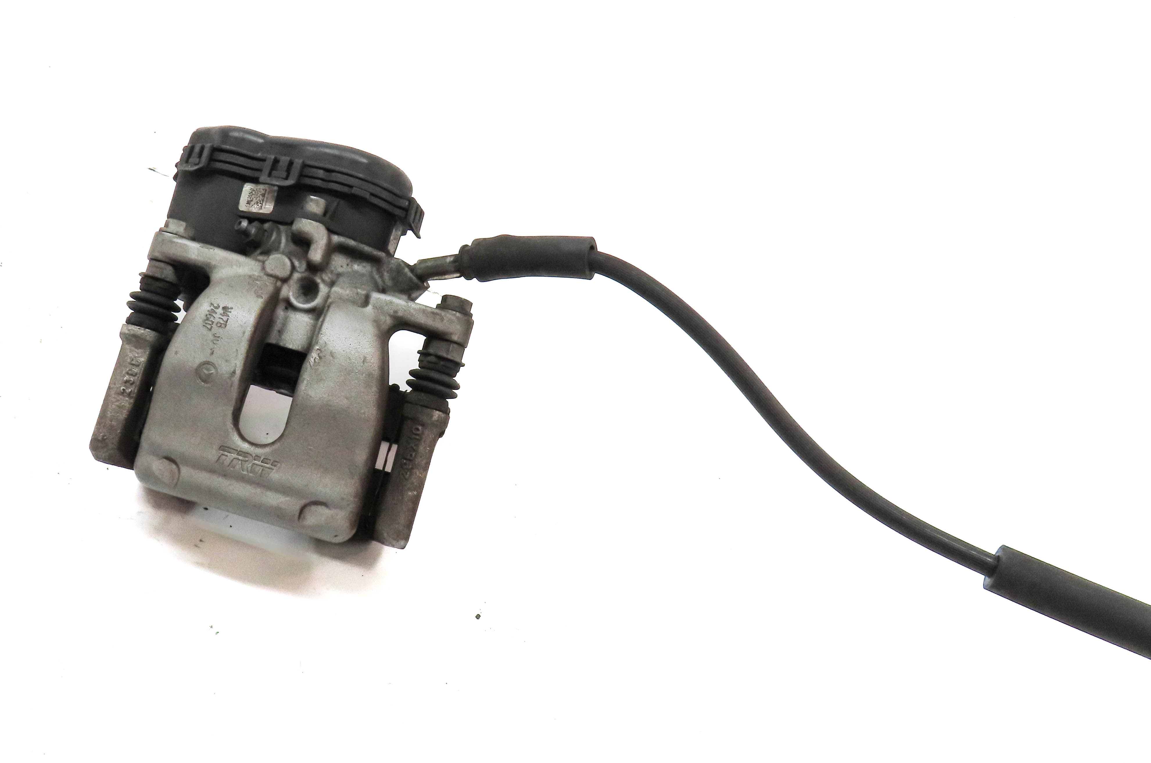 13-20 MERCEDES B250 CLA250 GLA250 (C117 W242 W246 X156) LEFT REAR BRAKE CALIPER — exact item pictured
